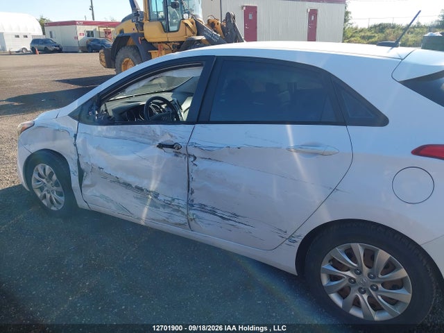 2014 Hyundai Elantra Gt Gl მანქანა იყიდება აუქციონზე, vin: KMHD25LH4EU231487, აუქციონის ნომერი: 12701900