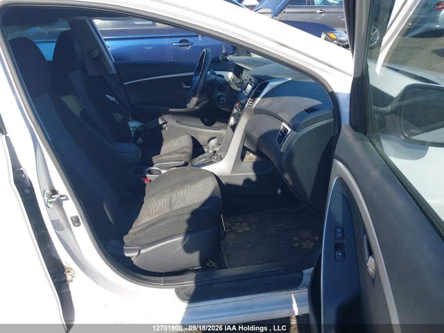 2014 Hyundai Elantra Gt Gl მანქანა იყიდება აუქციონზე, vin: KMHD25LH4EU231487, აუქციონის ნომერი: 12701900