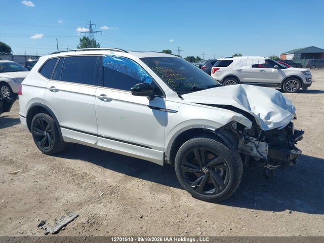 Продажа на аукционе авто 2023 Volkswagen Tiguan Comfortline R-line Black, vin: 3VV8B7AX3PM100460, номер лота: 12701910