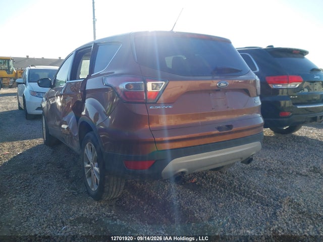 Ford ESCAPE SE 2017 1FMCU0GD7HUA73120 Image 3