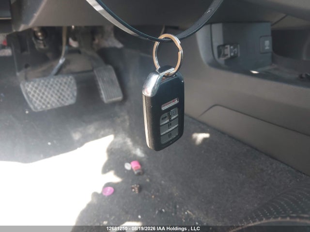 Honda Civic Touring 2018 2HGFC1F95JH104009 Image 11