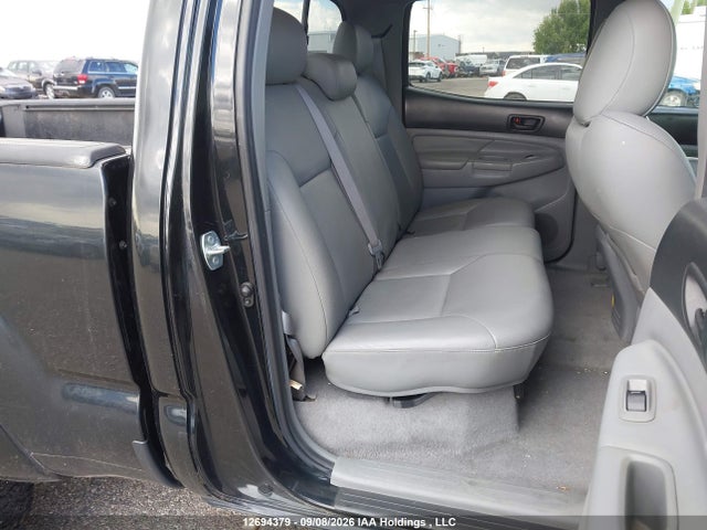 12694379 :رقم المزاد ، 5TEMU4FN6AZ673683 vin ، 2010 Toyota Tacoma V6 مزاد بيع