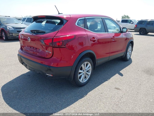 12666422 :رقم المزاد ، JN1BJ1CR1JW209352 vin ، 2018 Nissan Qashqai S/sl/sv مزاد بيع
