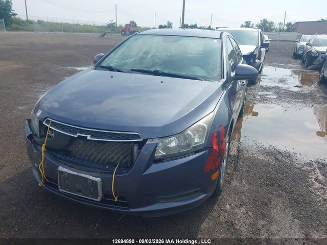 1G1PC5SB1E7280391 Chevrolet Cruze 1lt