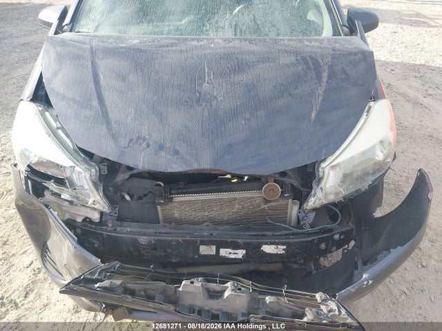 VNKKTUD3XEA013083 Toyota YARIS LE