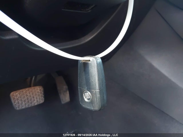 12701926 :رقم المزاد ، 1G4G55E32DF214244 vin ، 2013 Buick Lacrosse مزاد بيع