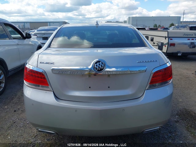 12701926 :رقم المزاد ، 1G4G55E32DF214244 vin ، 2013 Buick Lacrosse مزاد بيع