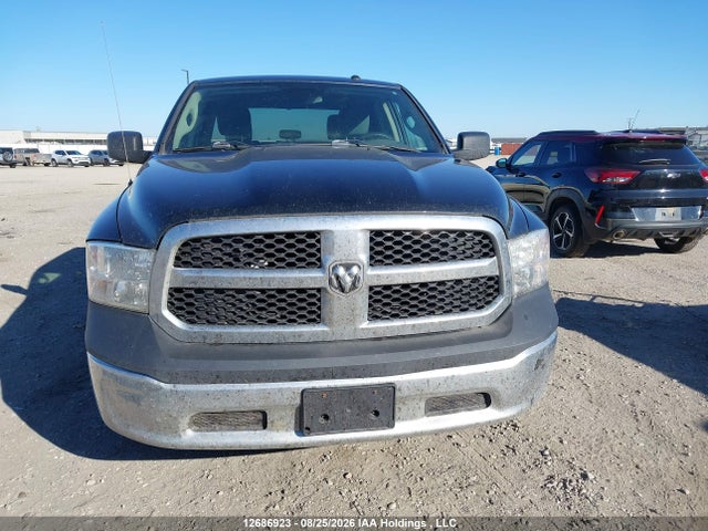 12686923 :رقم المزاد ، 3C6RR7KT3HG729346 vin ، 2017 Ram 1500 St مزاد بيع