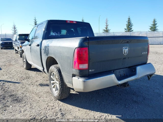12686923 :رقم المزاد ، 3C6RR7KT3HG729346 vin ، 2017 Ram 1500 St مزاد بيع