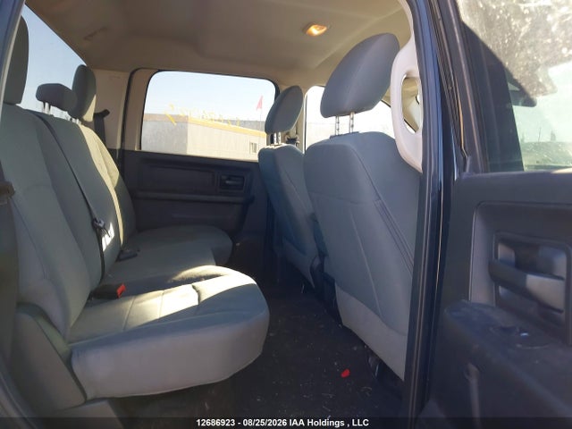 12686923 :رقم المزاد ، 3C6RR7KT3HG729346 vin ، 2017 Ram 1500 St مزاد بيع