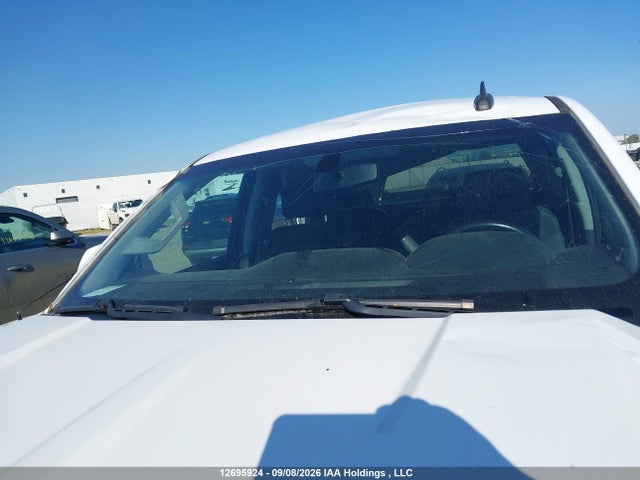 Продажа на аукционе авто 2016 Chevrolet Silverado 1500 1lt, vin: 3GCUKREC5GG156723, номер лота: 12695924