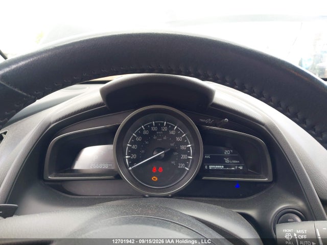 2021 Mazda Cx-3 მანქანა იყიდება აუქციონზე, vin: JM1DKFC75M1512117, აუქციონის ნომერი: 12701942
