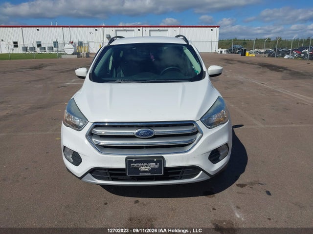 12702023 :رقم المزاد ، 1FMCU9G90HUD31543 vin ، 2017 Ford Escape Se مزاد بيع