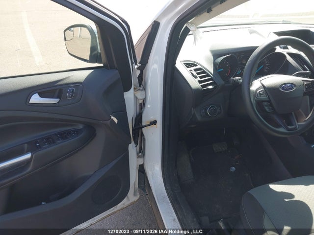 12702023 :رقم المزاد ، 1FMCU9G90HUD31543 vin ، 2017 Ford Escape Se مزاد بيع