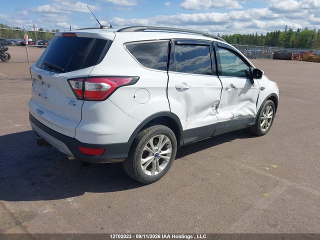 12702023 :رقم المزاد ، 1FMCU9G90HUD31543 vin ، 2017 Ford Escape Se مزاد بيع