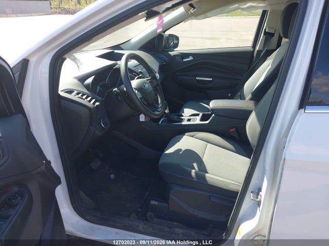 12702023 :رقم المزاد ، 1FMCU9G90HUD31543 vin ، 2017 Ford Escape Se مزاد بيع