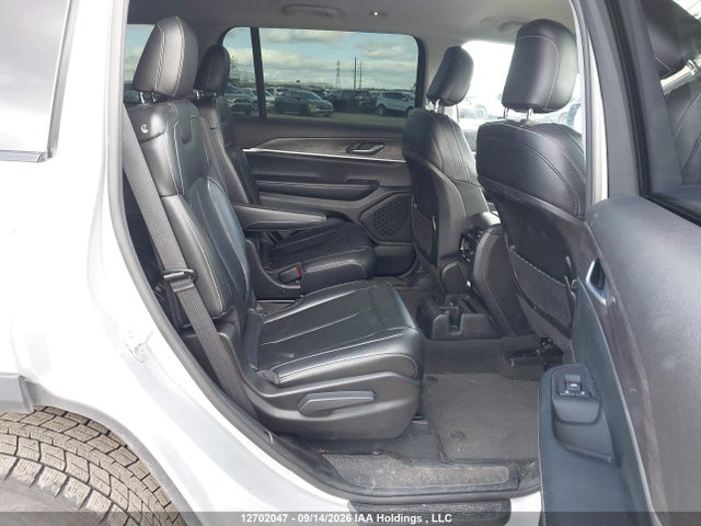Продаж на аукціоні авто 2024 Jeep Grand Cherokee L Limited, vin: 1C4RJKBG3R8936929, номер лоту: 12702047