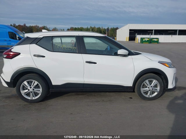 3N1CP5BV6SL468919 Nissan Kicks Play S