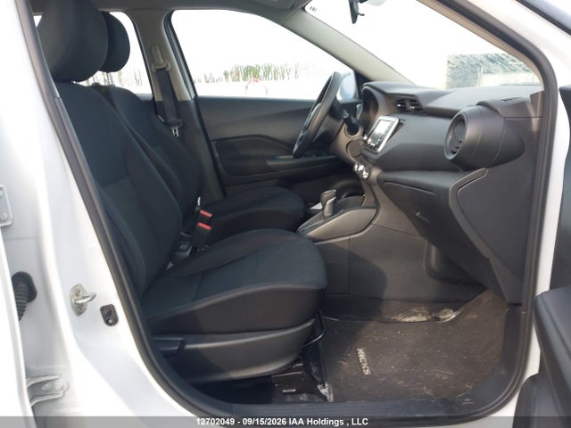 3N1CP5BV6SL468919 Nissan Kicks Play S
