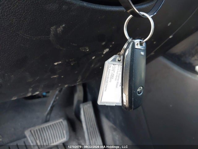 KNAHU8A35E7068790 KIA Rondo