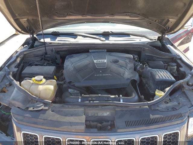 2015 Jeep Grand Cherokee მანქანა იყიდება აუქციონზე, vin: 1C4RJFCM6FC716642, აუქციონის ნომერი: 12702080