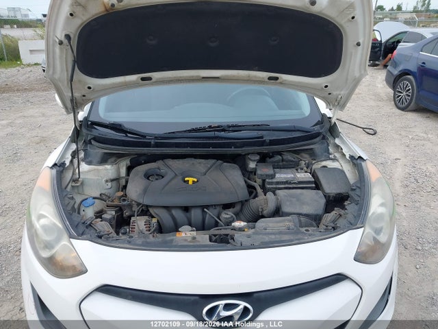 Продаж на аукціоні авто 2014 Hyundai Elantra Gt, vin: KMHD25LH9EU161081, номер лоту: 12702109