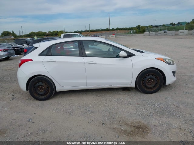 Продаж на аукціоні авто 2014 Hyundai Elantra Gt, vin: KMHD25LH9EU161081, номер лоту: 12702109