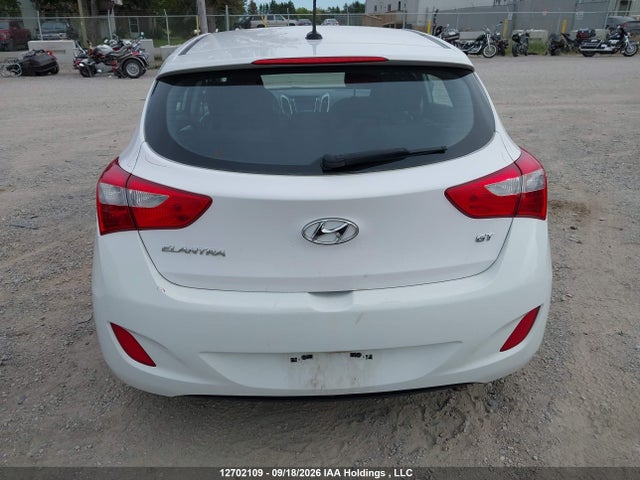 Продаж на аукціоні авто 2014 Hyundai Elantra Gt, vin: KMHD25LH9EU161081, номер лоту: 12702109