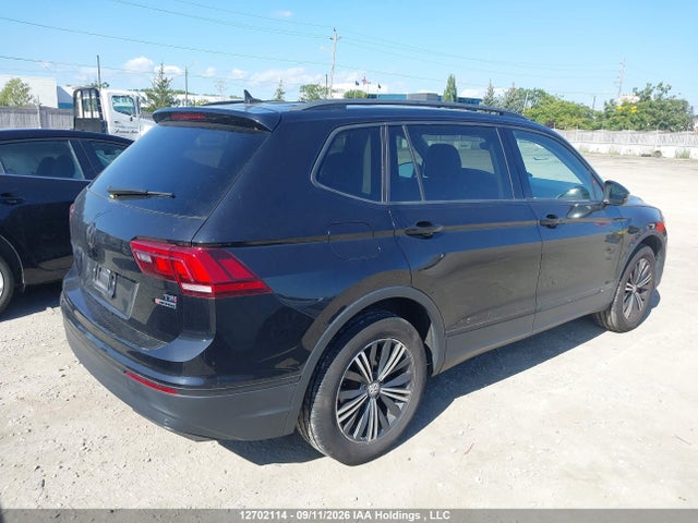 Продаж на аукціоні авто 2018 Volkswagen Tiguan Highline, vin: 3VV4B7AX6JM098936, номер лоту: 12702114