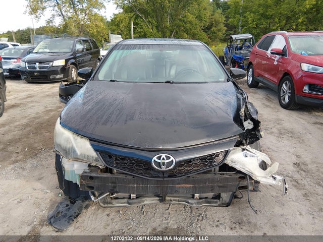 12702132 :رقم المزاد ، 4T1BF1FK1DU663089 vin ، 2013 Toyota Camry Se مزاد بيع