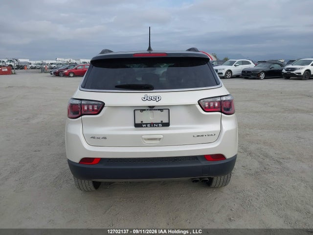 Jeep Compass Limited 2018 3C4NJDCBXJT321121 Image 16