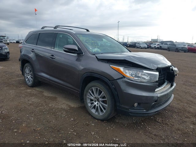 12702159 :رقم المزاد ، 5TDJKRFH1FS156103 vin ، 2015 Toyota Highlander Xle مزاد بيع