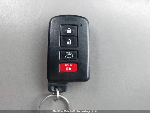 12702159 :رقم المزاد ، 5TDJKRFH1FS156103 vin ، 2015 Toyota Highlander Xle مزاد بيع