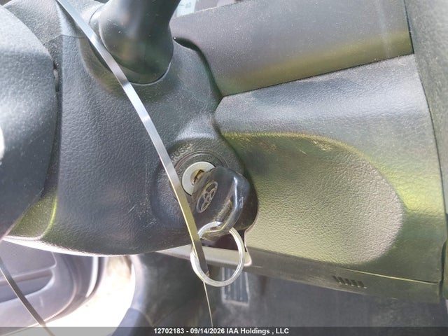12702183 :رقم المزاد ، 4T1BF3EK4BU659645 vin ، 2011 Toyota Camry مزاد بيع