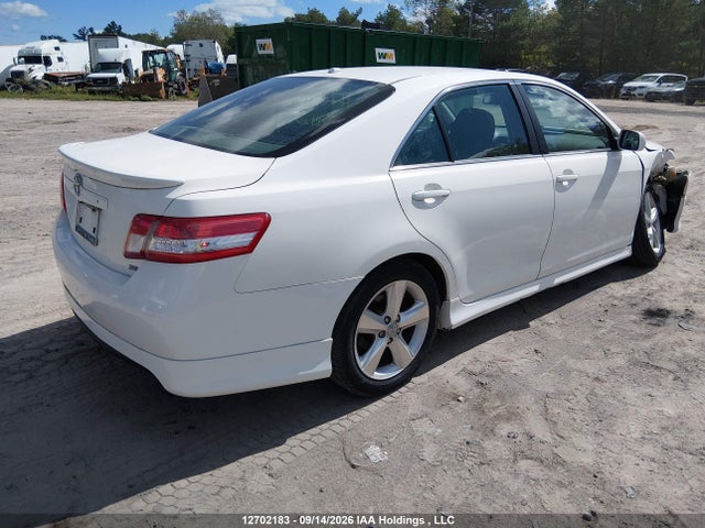 12702183 :رقم المزاد ، 4T1BF3EK4BU659645 vin ، 2011 Toyota Camry مزاد بيع