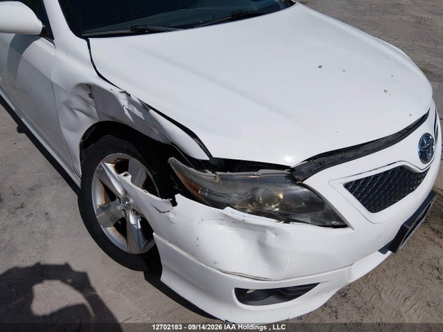 12702183 :رقم المزاد ، 4T1BF3EK4BU659645 vin ، 2011 Toyota Camry مزاد بيع