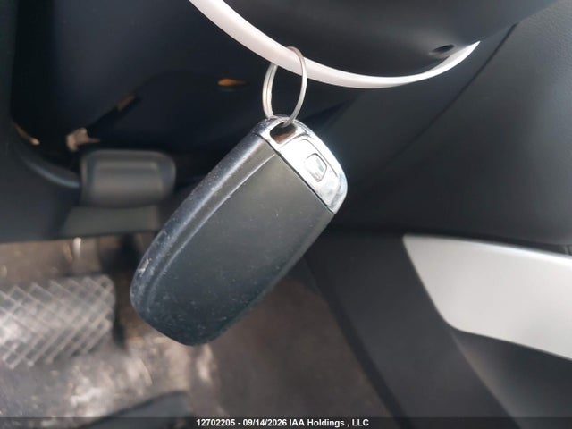 12702205 :رقم المزاد ، WA1LKCFPXBA082307 vin ، 2011 Audi Q5 3.2 Premium مزاد بيع