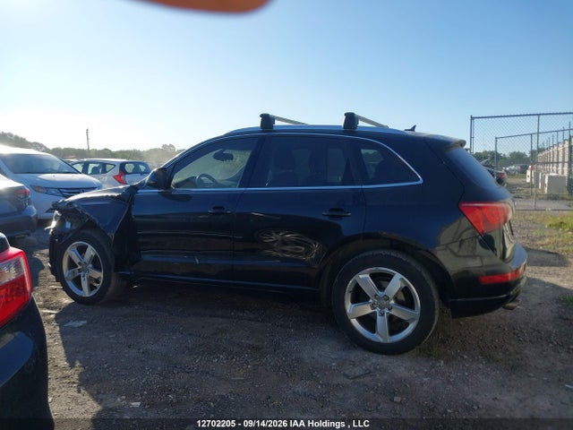 12702205 :رقم المزاد ، WA1LKCFPXBA082307 vin ، 2011 Audi Q5 3.2 Premium مزاد بيع