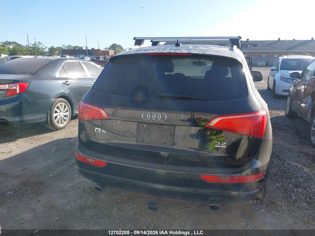 12702205 :رقم المزاد ، WA1LKCFPXBA082307 vin ، 2011 Audi Q5 3.2 Premium مزاد بيع