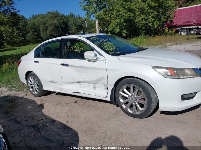 Продажа на аукционе авто 2015 Honda Accord Touring, vin: 1HGCR3F99FA801668, номер лота: 12702210