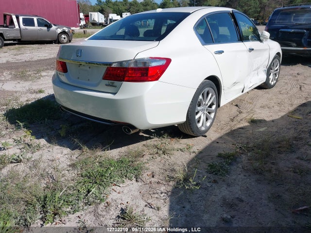 Продажа на аукционе авто 2015 Honda Accord Touring, vin: 1HGCR3F99FA801668, номер лота: 12702210
