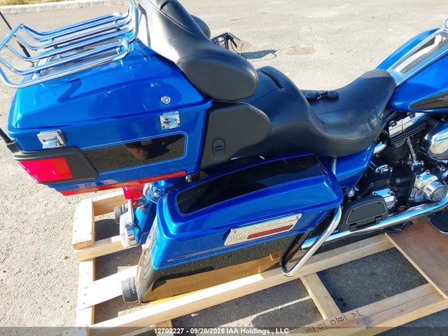 12702227 :رقم المزاد ، 5HD1FC4148Y675085 vin ، 2008 Harley-davidson Flhtcui مزاد بيع