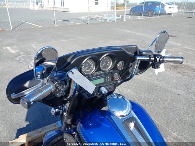12702227 :رقم المزاد ، 5HD1FC4148Y675085 vin ، 2008 Harley-davidson Flhtcui مزاد بيع