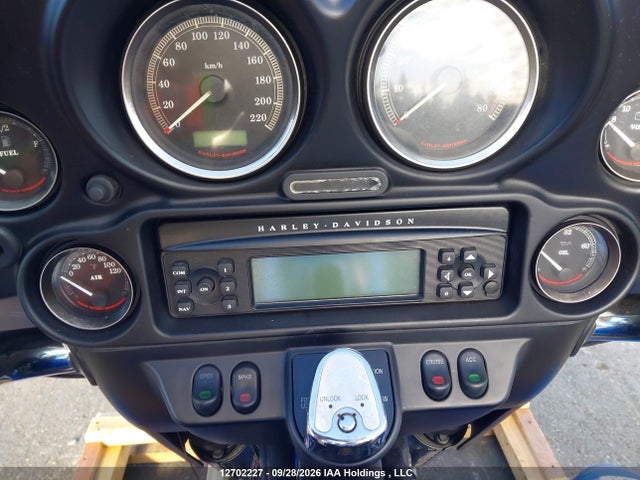 12702227 :رقم المزاد ، 5HD1FC4148Y675085 vin ، 2008 Harley-davidson Flhtcui مزاد بيع
