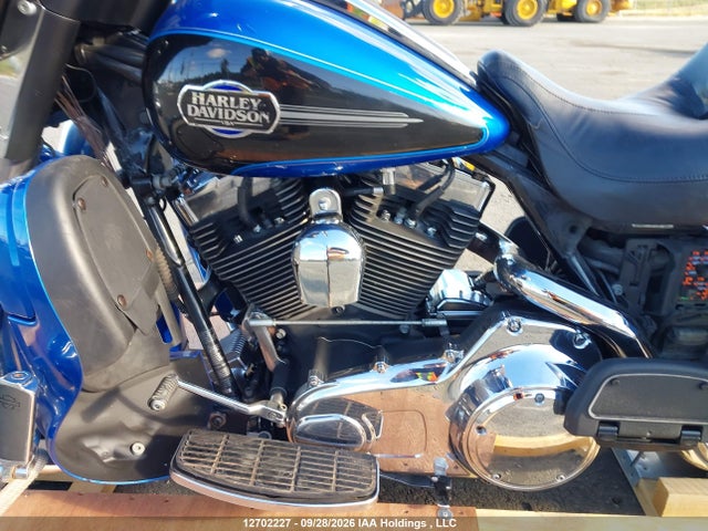12702227 :رقم المزاد ، 5HD1FC4148Y675085 vin ، 2008 Harley-davidson Flhtcui مزاد بيع