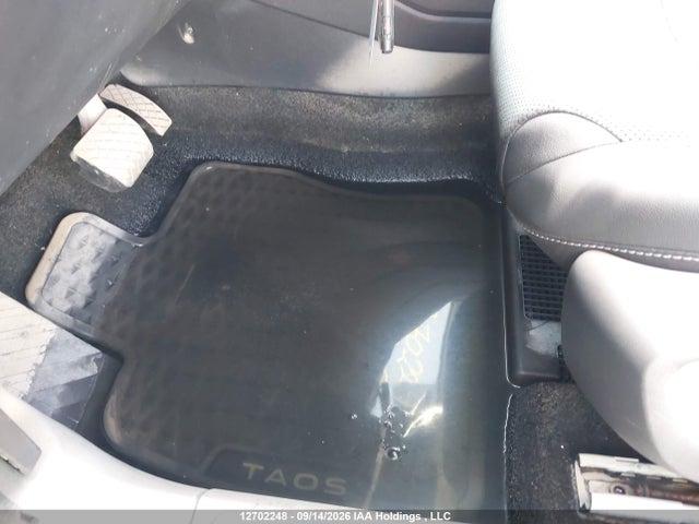 Продажа на аукционе авто 2023 Volkswagen Taos Sel, vin: 3VV2X7B25PM320032, номер лота: 12702248