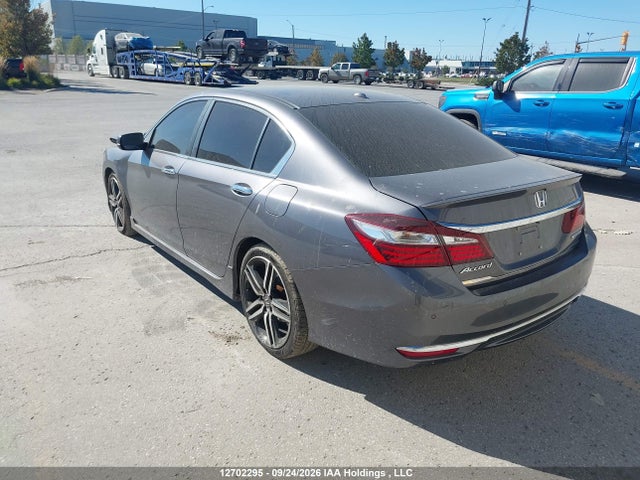 Honda Accord Touring 2017 1HGCR2F08HA807475 Image 3