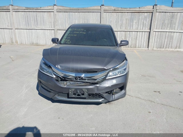 Honda Accord Touring 2017 1HGCR2F08HA807475 Image 6