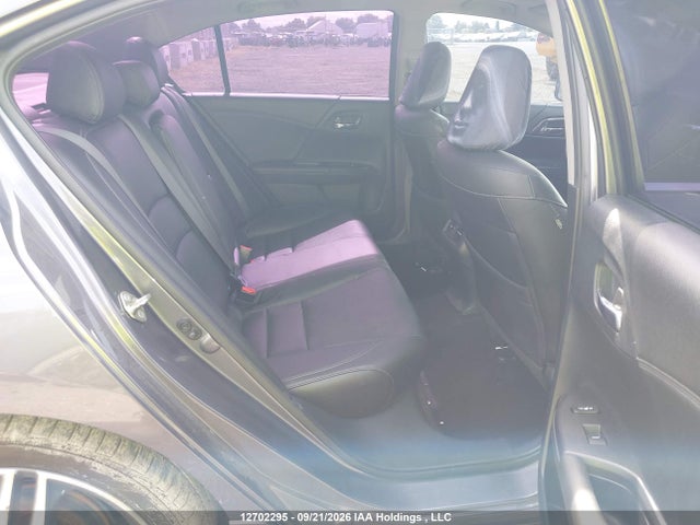 Honda Accord Touring 2017 1HGCR2F08HA807475 Image 8