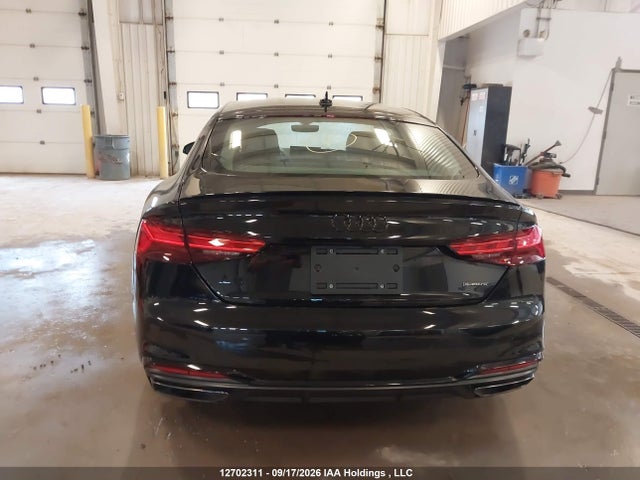 Audi A5 Premium Plus 45 2023 WAUFACF58PA068933 Image 17